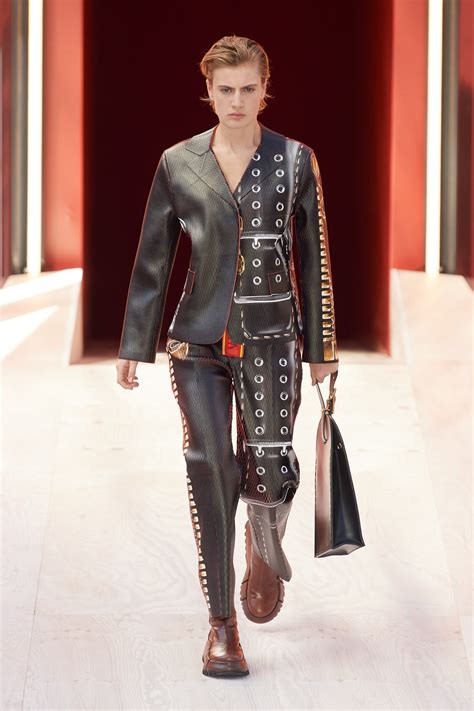 louis vuitton ready to wear womens|louis vuitton runway collection.